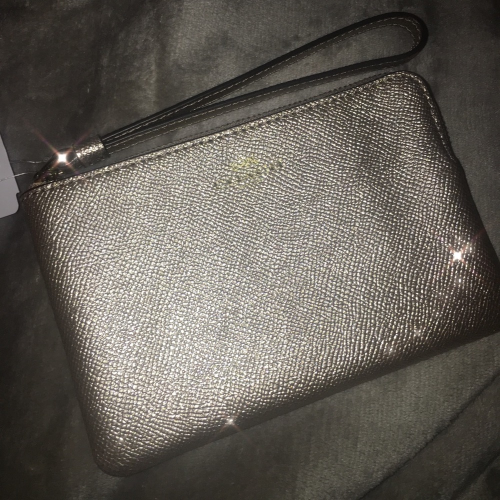 Brand new coach wristlet!